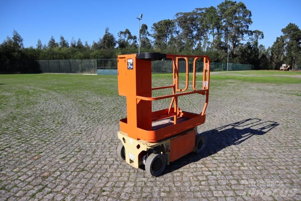 JLG 1230 ES Podnośniki masztowe