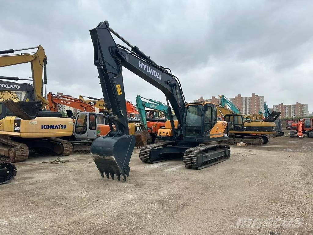 Hyundai 225 LC-9T Koparki gąsienicowe