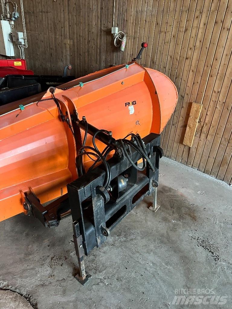 FMG AA 300 Lemiesze i pługi śnieżne