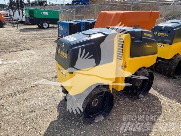 Bomag BMP8500 Holowane walce wibracyjne