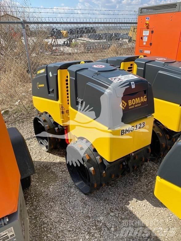 Bomag BMP8500 Holowane walce wibracyjne