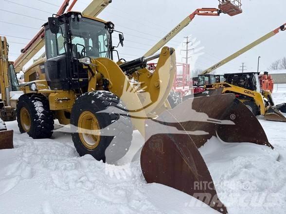 CAT 938M Ładowarki kołowe