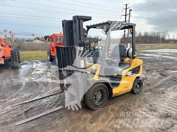 CAT P5000 Wózki Diesla