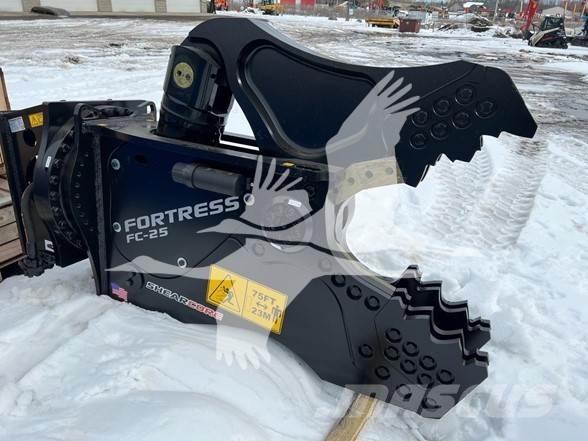  F & S FC25 Inne przyczepy