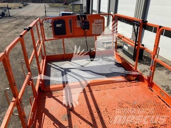 JLG 430LRT Podnośniki nożycowe
