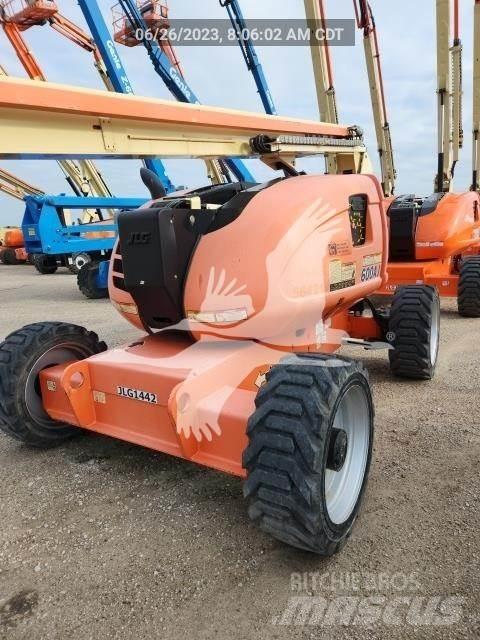 JLG 600AJ Podnośniki przegubowe