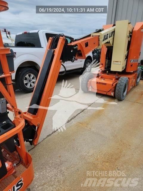 JLG E300AJP Podnośniki przegubowe