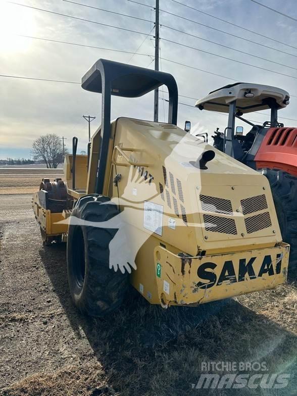 Sakai SV414T Walce jednobębnowe