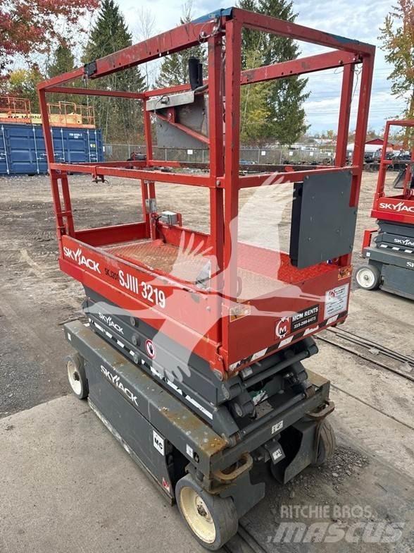 SkyJack SJ3219 Podnośniki nożycowe