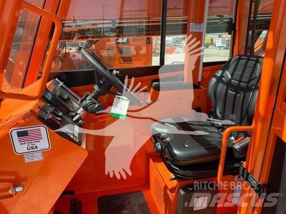 SkyTrak 8042 Ładowarki teleskopowe