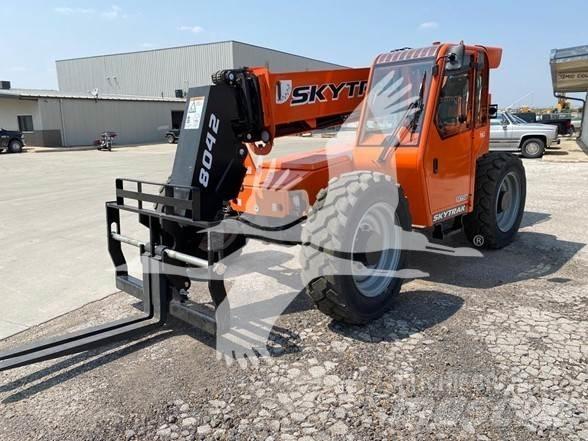 SkyTrak 8042 Ładowarki teleskopowe