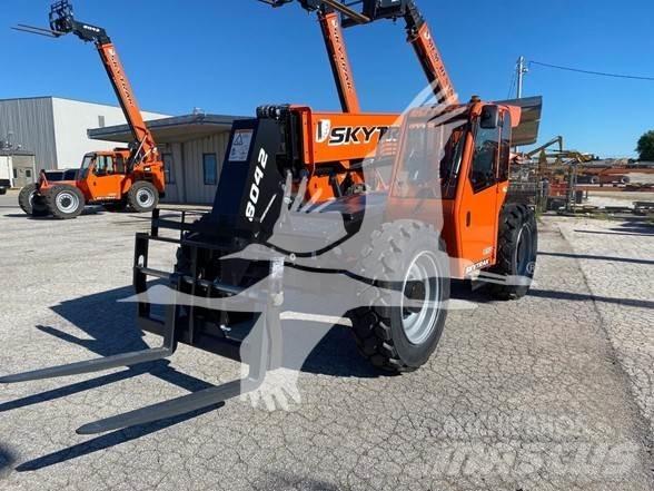 SkyTrak 8042 Ładowarki teleskopowe