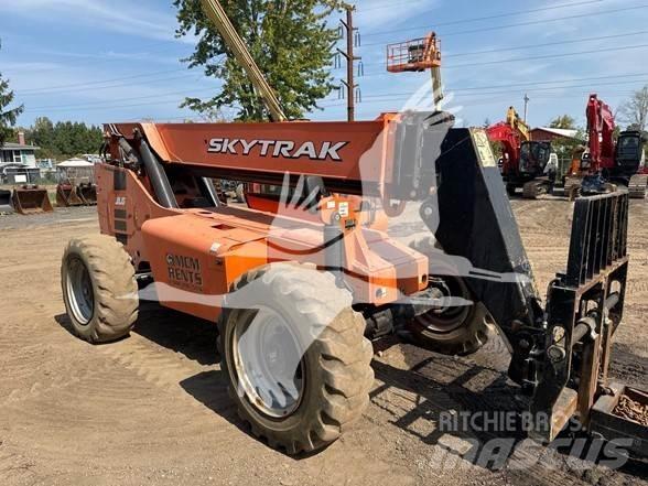 SkyTrak 8042 Ładowarki teleskopowe