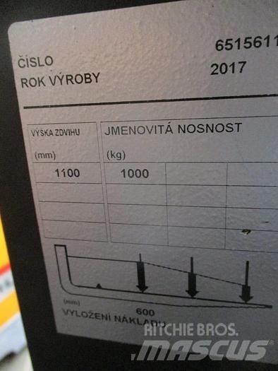 Toyota OSE 100W Wózki kompletacyjne nisko unoszące