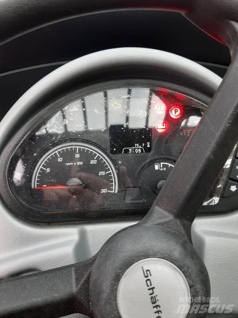 Schäffer 4670 T Ładowarki wielofunkcyjne