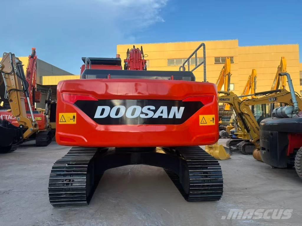 Doosan DX 225 LC Koparki gąsienicowe