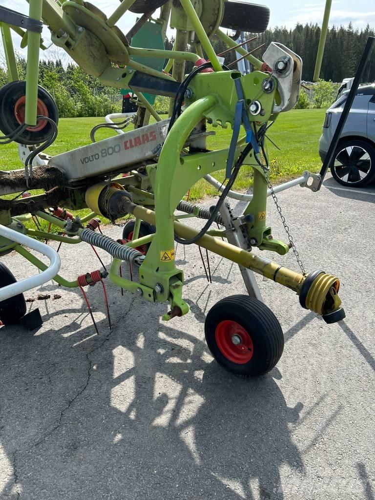 CLAAS Volto 800 Zgrabiarki i przetrząsacze