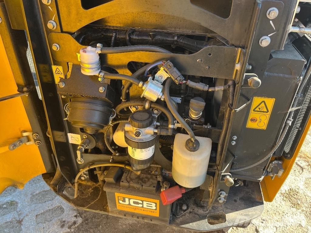 JCB 16 C-1 T3 Minikoparki