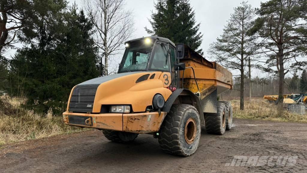 CASE 330 B Wozidła przegubowe