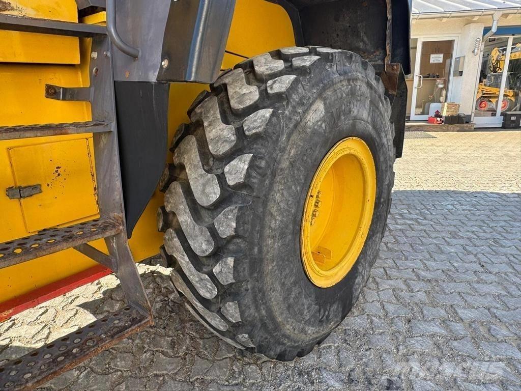 Komatsu WA 320-3H Ładowarki kołowe