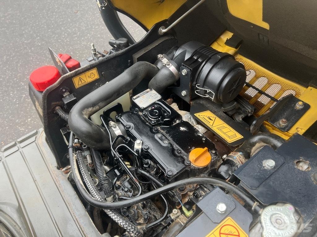 Yanmar Vio 10 Minikoparki