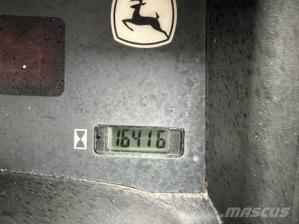 John Deere Gator HPX Maszyny komunalne