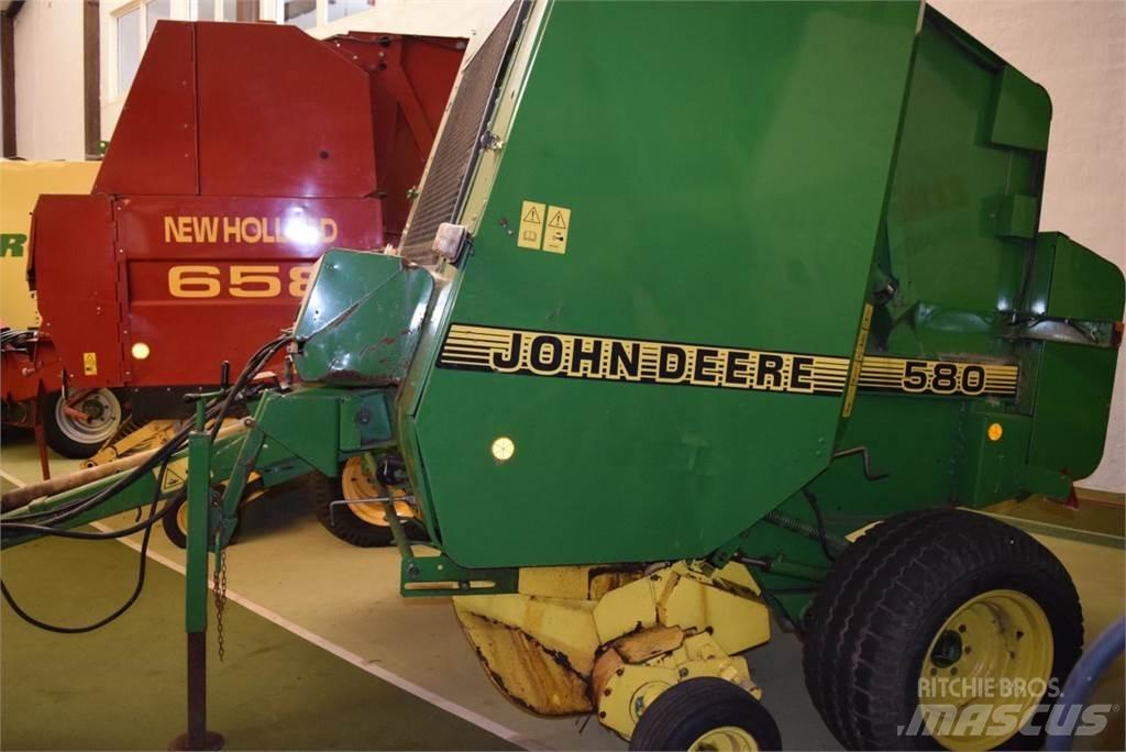 John Deere 580 Prasy zwijające