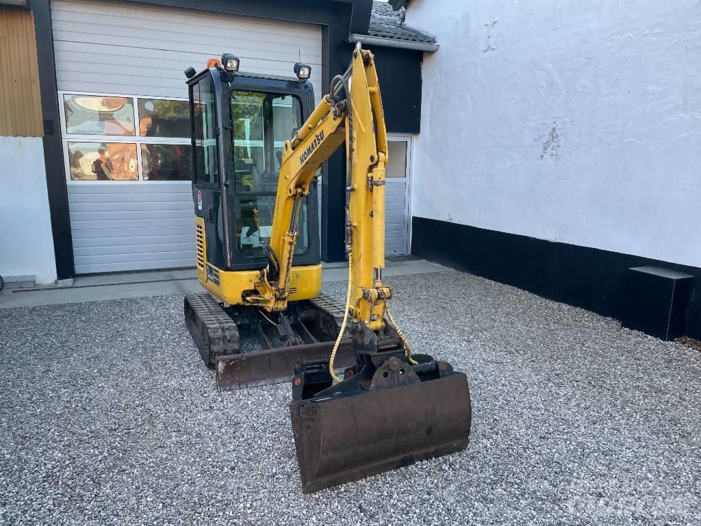 Komatsu PC 16 R-3HS Minikoparki
