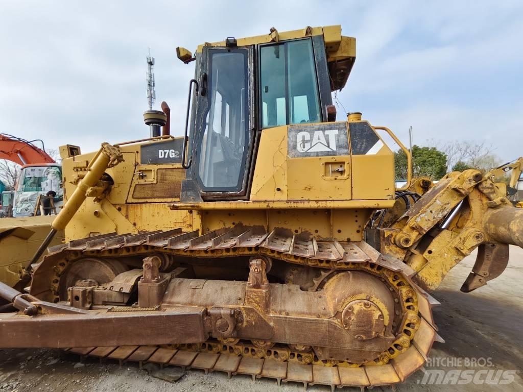 CAT D 7 G 2 Ładowarki kołowe