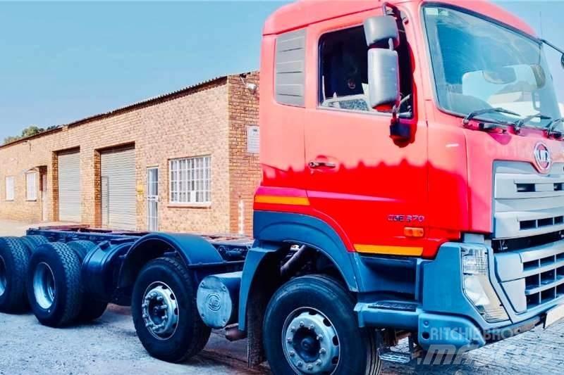 UD CGE 370 8x4 Inne
