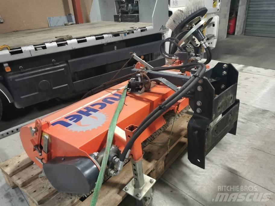 Tuchel Simplex 135HD Zamiatarki - Zgarniarki - Odśnieżarki
