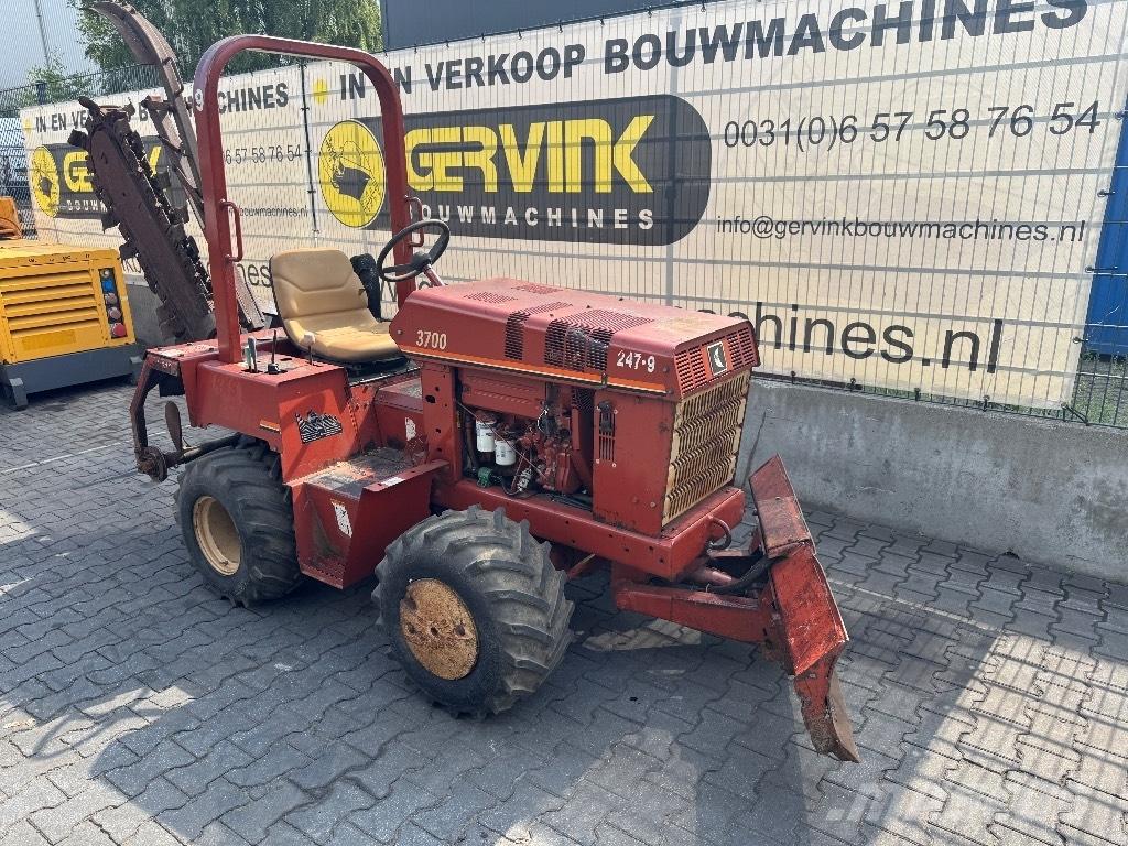 Ditch Witch 3700 DD Koparki łańcuchowe