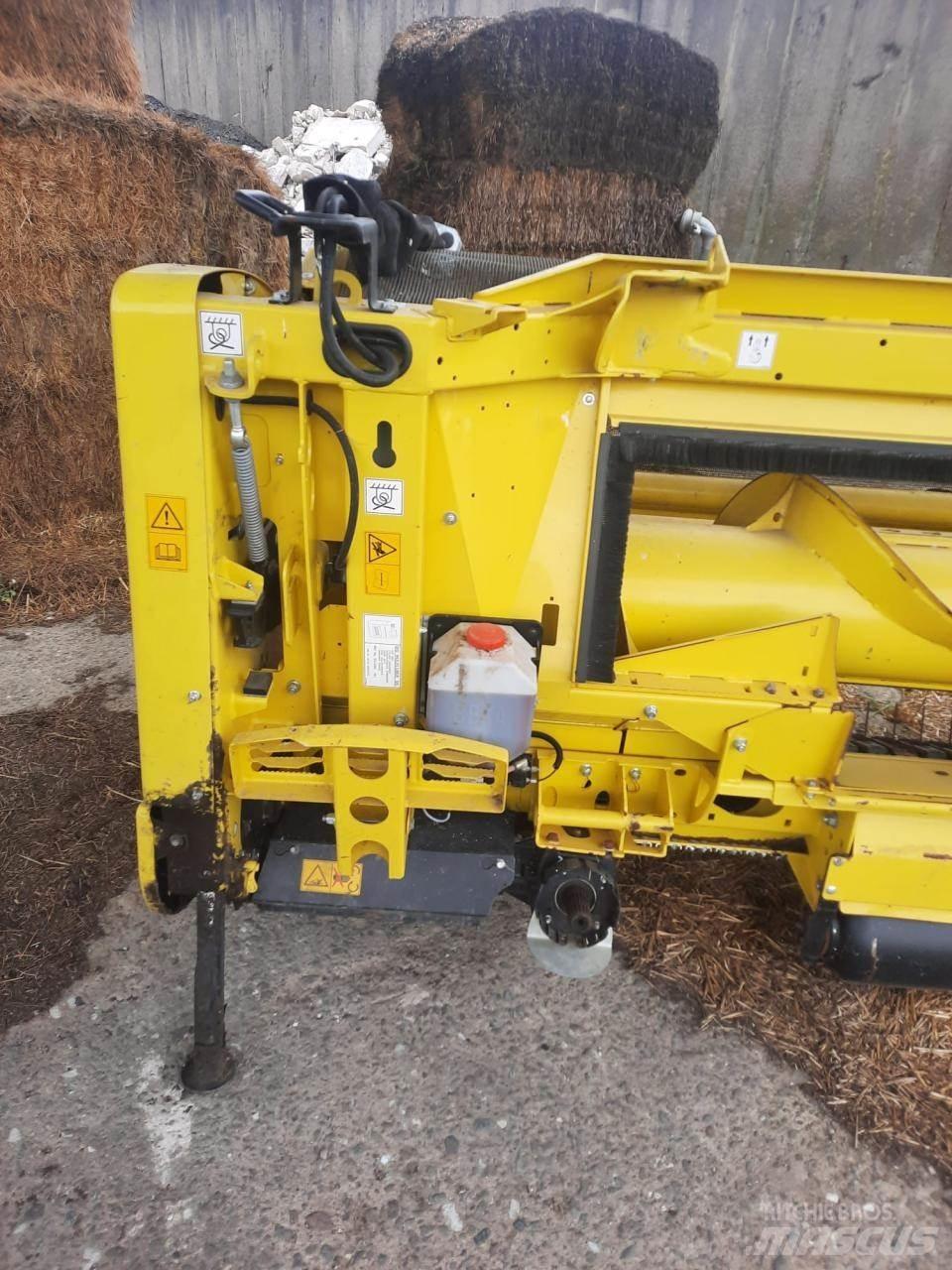 John Deere 8200 i Sieczkarnie samojezdne