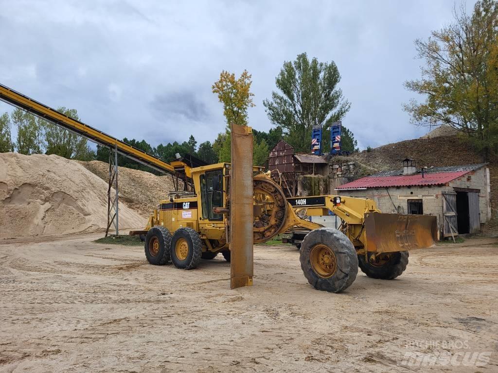 CAT 140 H Równiarki