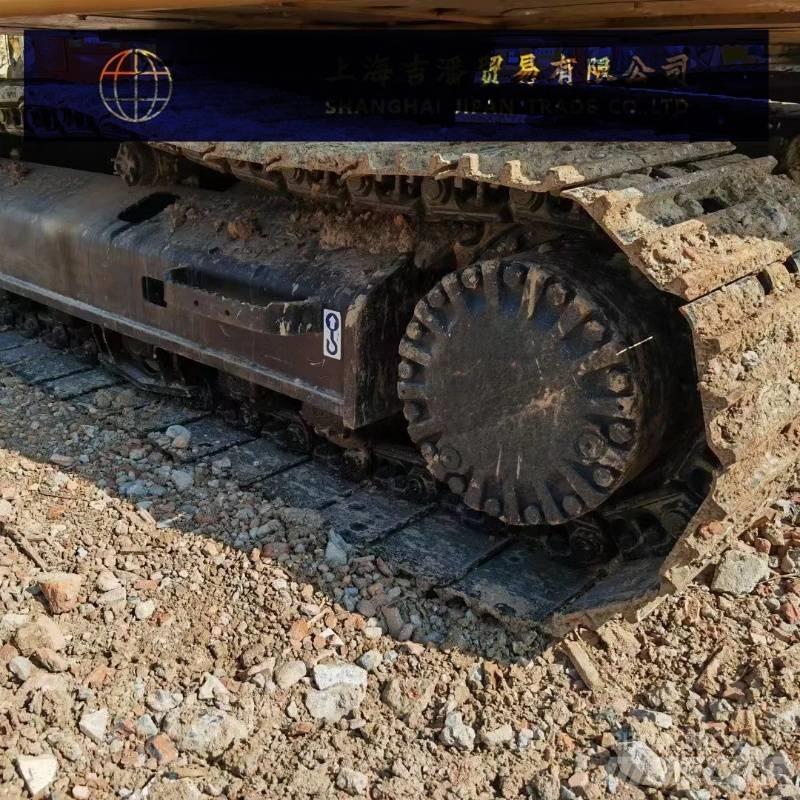 CAT 323 D Koparki gąsienicowe