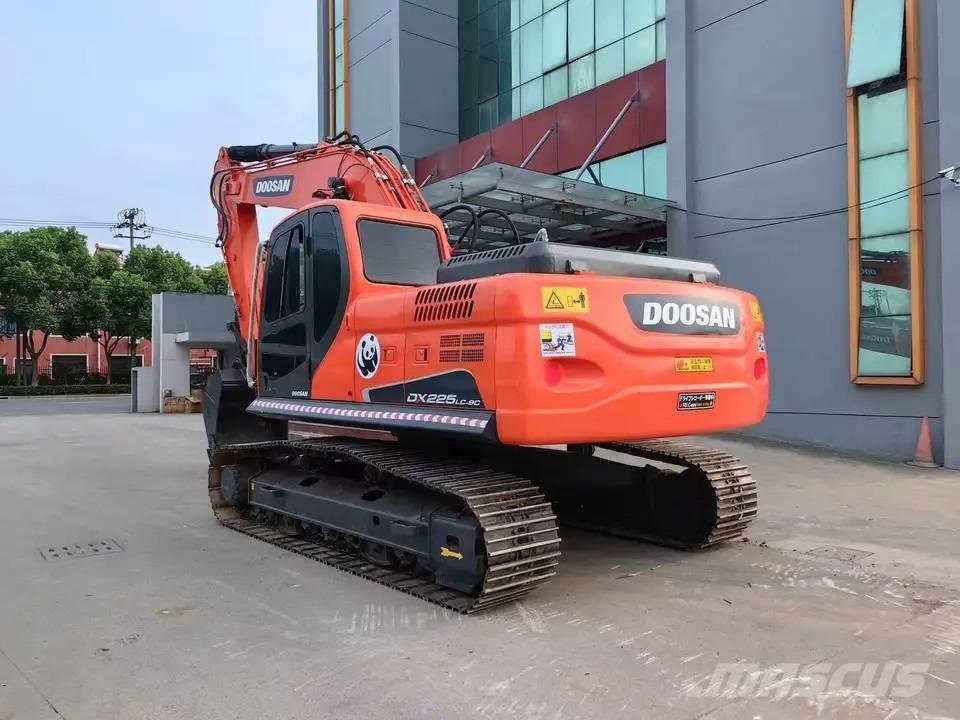 Doosan DX225LC-9C Koparki gąsienicowe