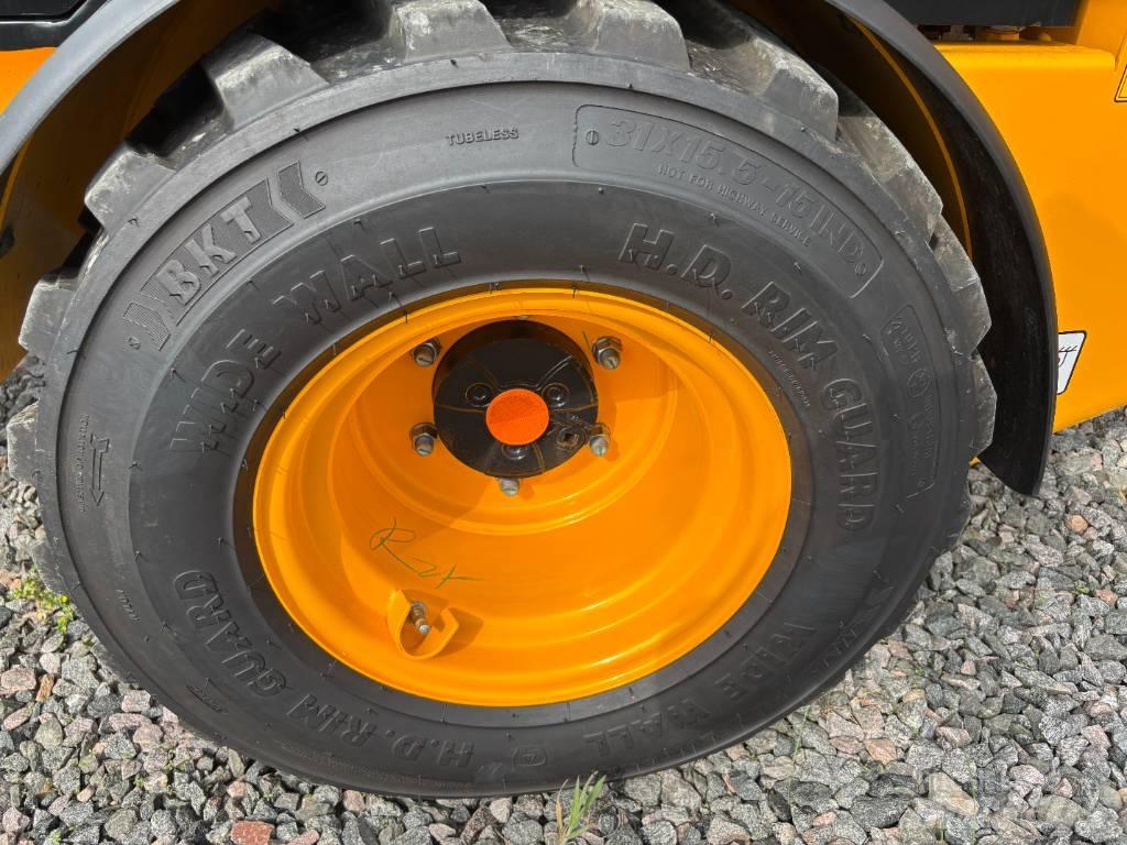 JCB 403 Miniładowarki