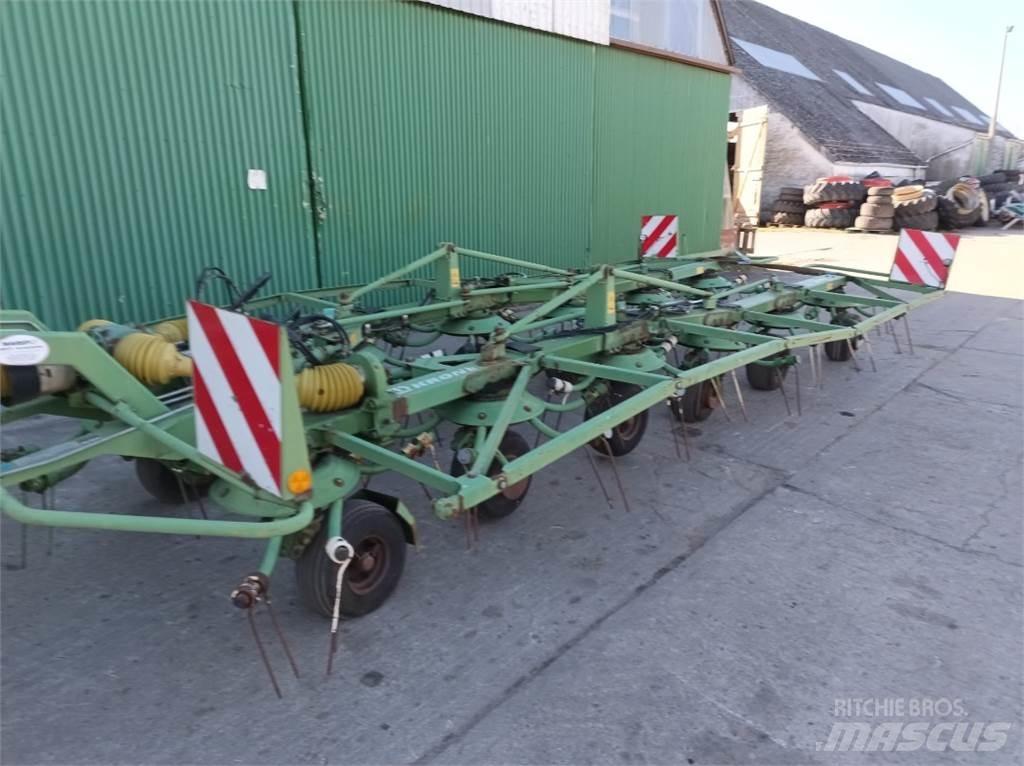 Krone KW1302/12T Zgrabiarki i przetrząsacze