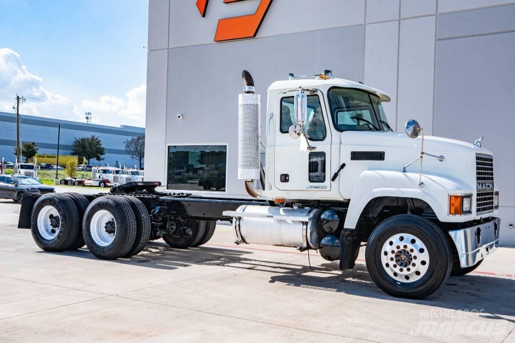 Mack CHN 613 Ciągniki siodłowe