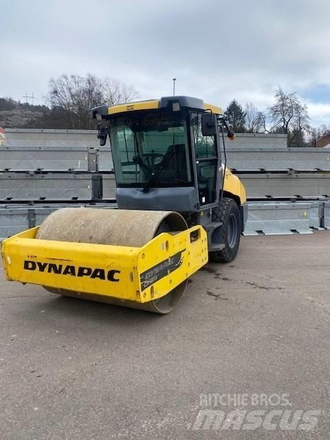 Dynapac CA1500D, Vält Walce jednobębnowe