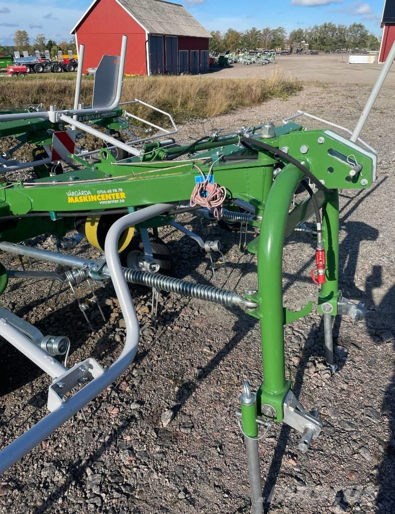 Pronar PWP770C Zgrabiarki i przetrząsacze
