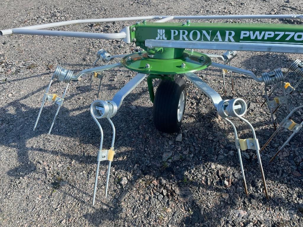 Pronar PWP770C Zgrabiarki i przetrząsacze