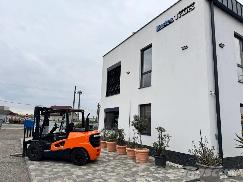Doosan D 50,  130üó!!! 5t Wózki Diesla