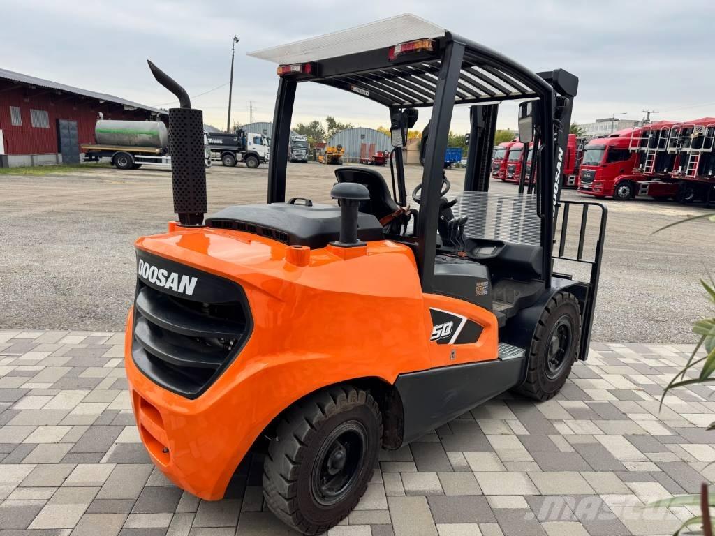 Doosan D 50,  130üó!!! 5t Wózki Diesla