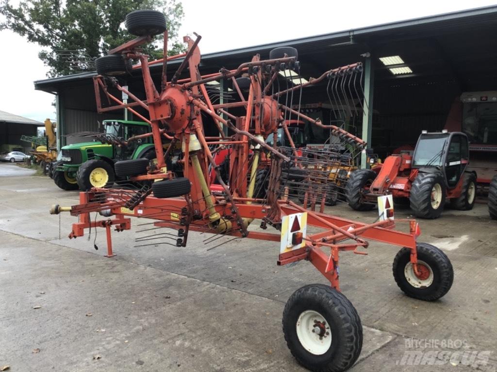 Kuhn GA 7301 Zgrabiarki i przetrząsacze