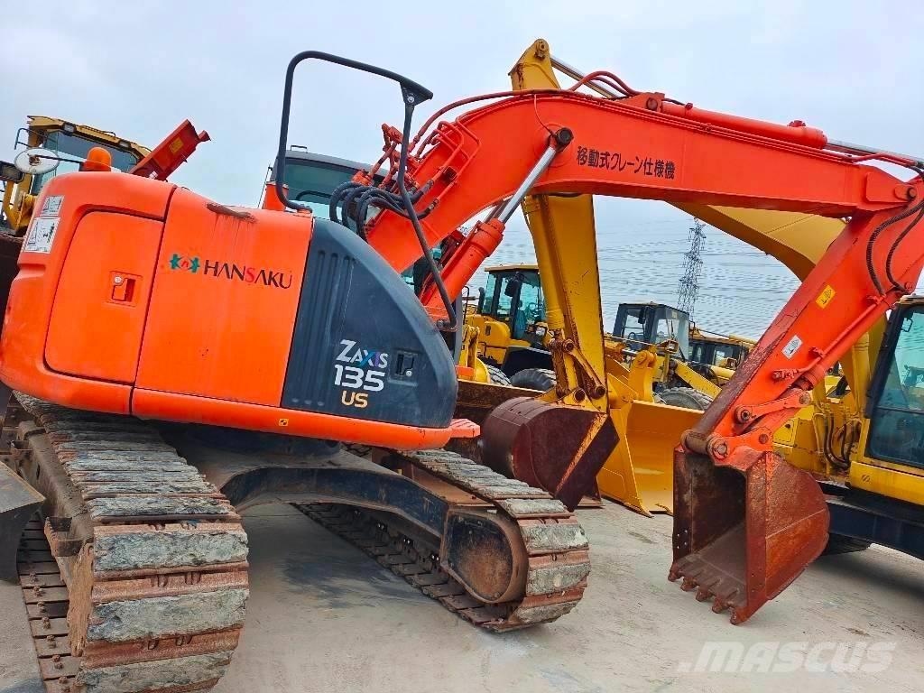 Hitachi ZX 135 US Koparki gąsienicowe