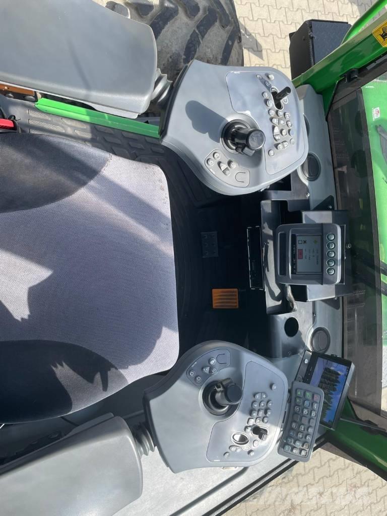 John Deere 1210 E Forwardery