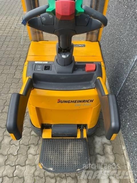 Jungheinrich ERC 216 Samojezdne maszyny do załadunku