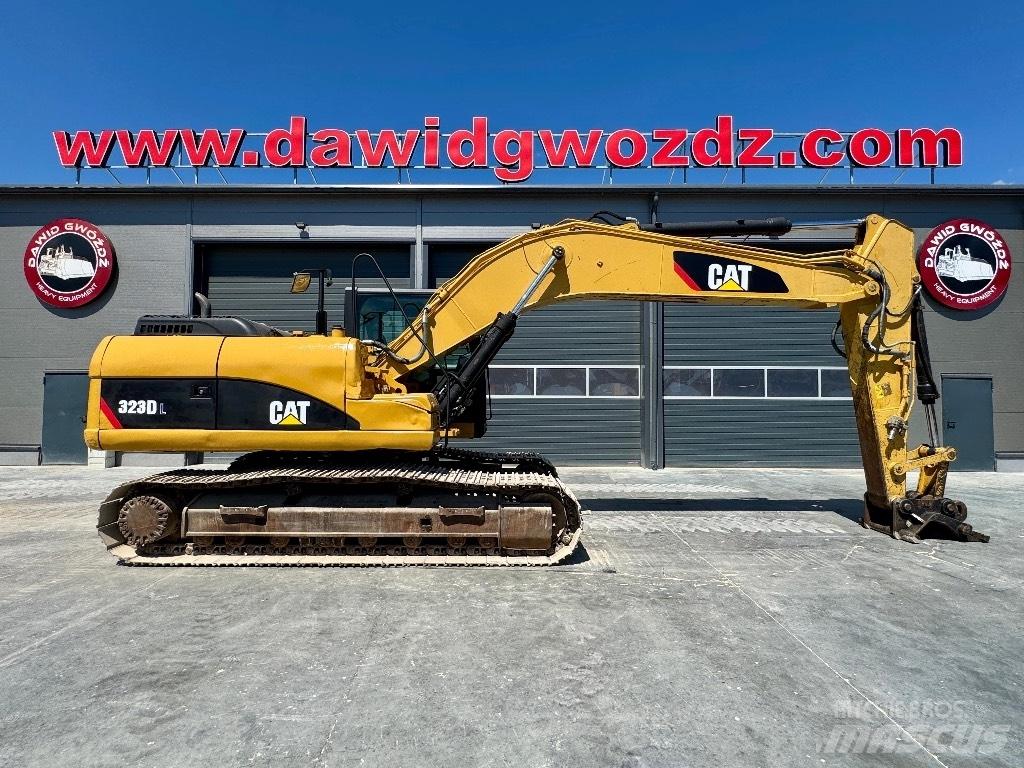CAT 323 D LN Koparki gąsienicowe