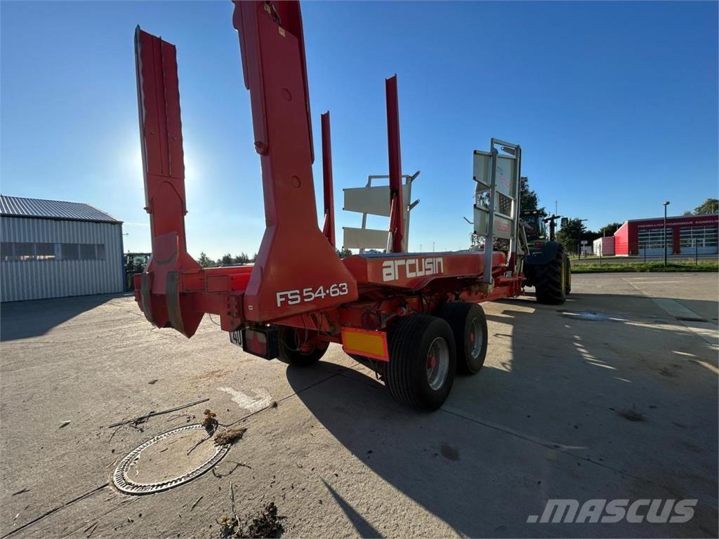 Arcusin FS 54.63 Przyczepy do przewozu słomy w belach